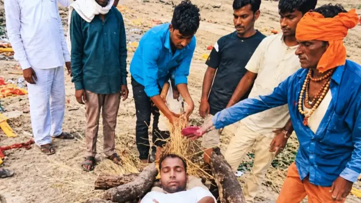 খুনের মামলায় বিচার এড়াতে এআই দিয়ে মৃত্যুর নাটক, চিতায় পোড়ালেন ছাগল
