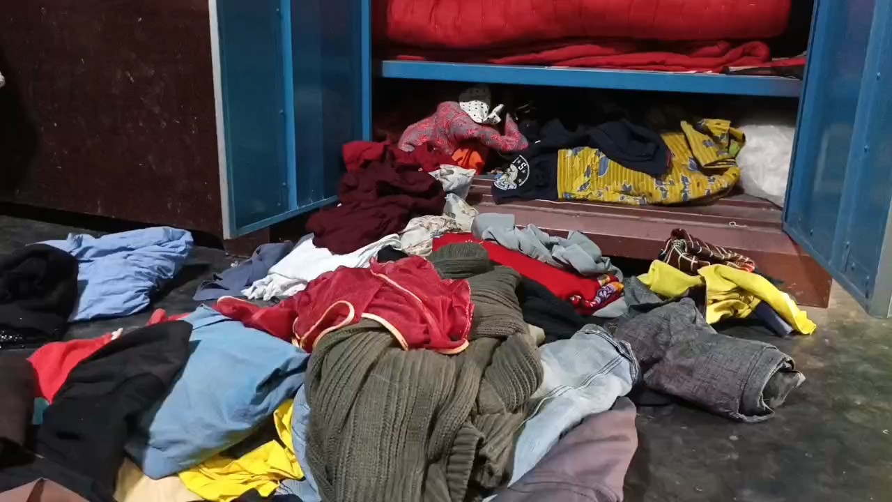 ভালুকায় এক নারীকে বেঁধে স্বর্ণালঙ্কার ও নগদ অর্থ লুট