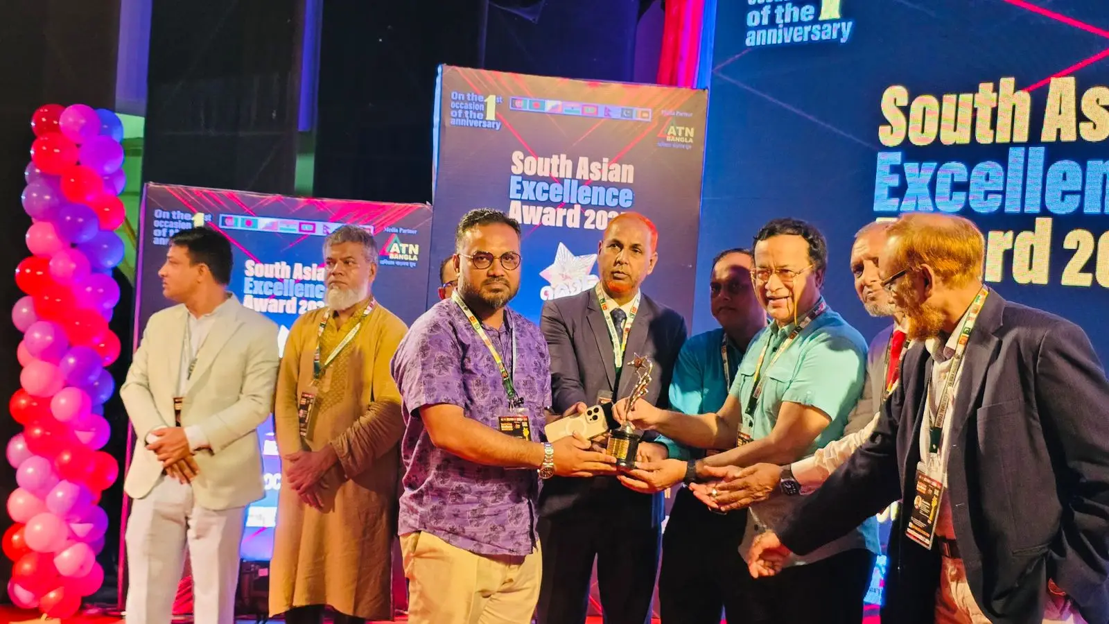 সাউথ এশিয়ান এক্সিলেন্স অ্যাওয়ার্ড পেলেন সাংবাদিক আসাদুজ্জামান সুমন