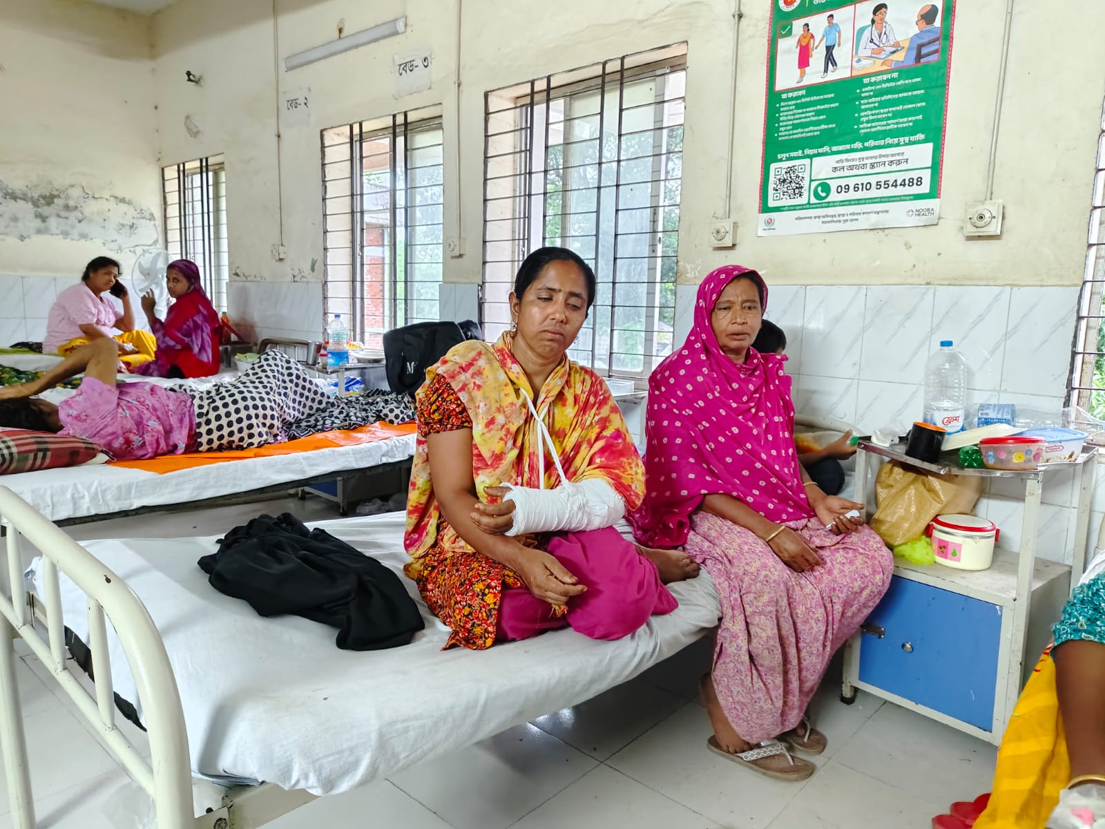 ভালুকায় তুচ্ছ ঘটনাকে কেন্দ্র করে প্রাইভেট কার চালকের উপর হামলা থানায় অভিযোগ