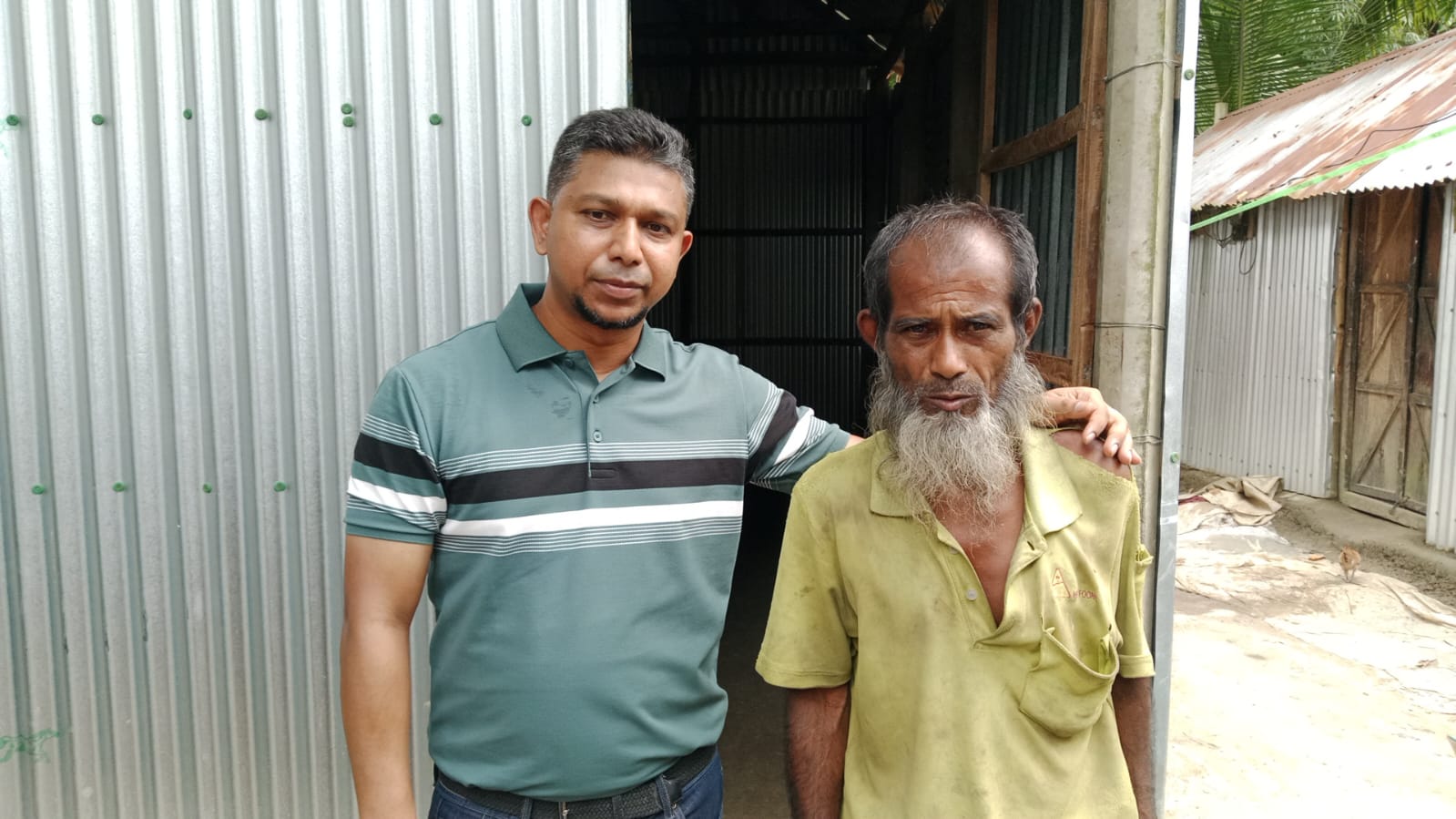 মানসিক প্রতিবন্ধীকে ঘর উপহার দিল ত্রিশাল মানবকল্যাণ ফাউন্ডেশন