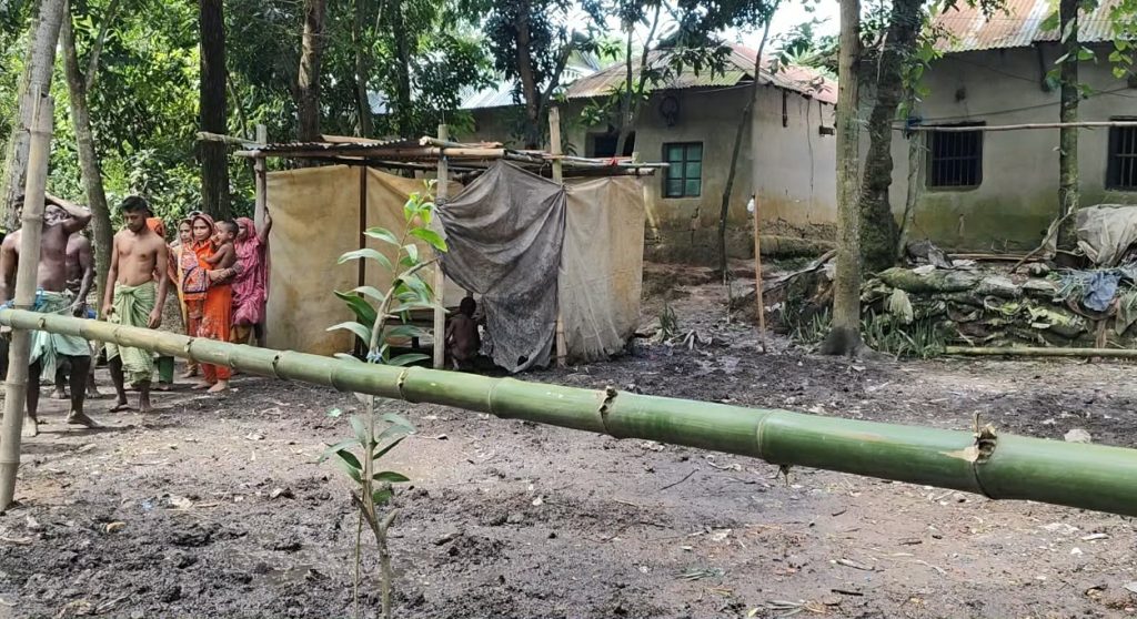 ভালুকায় জমি দখলের চেষ্টায় গাছপালা কাটার অভিযোগ